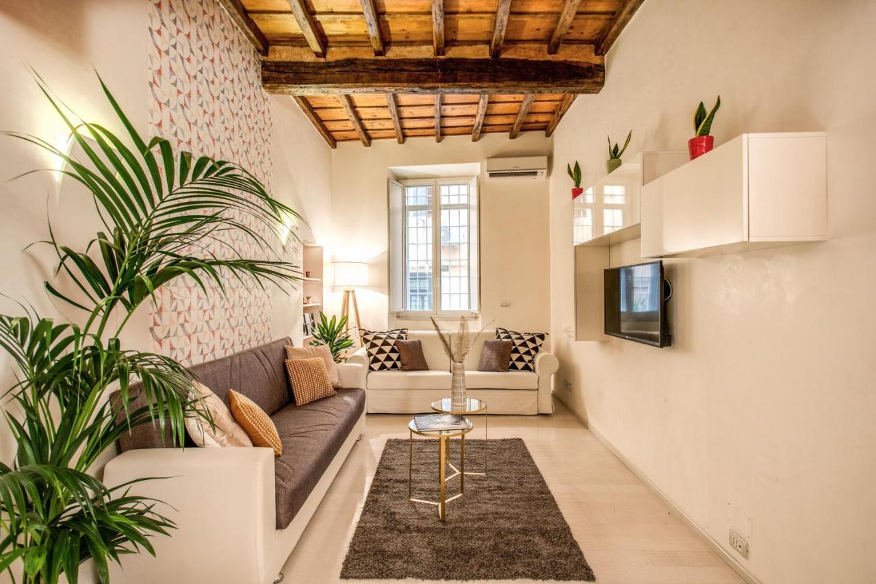 Fresh House Cavour, Rome